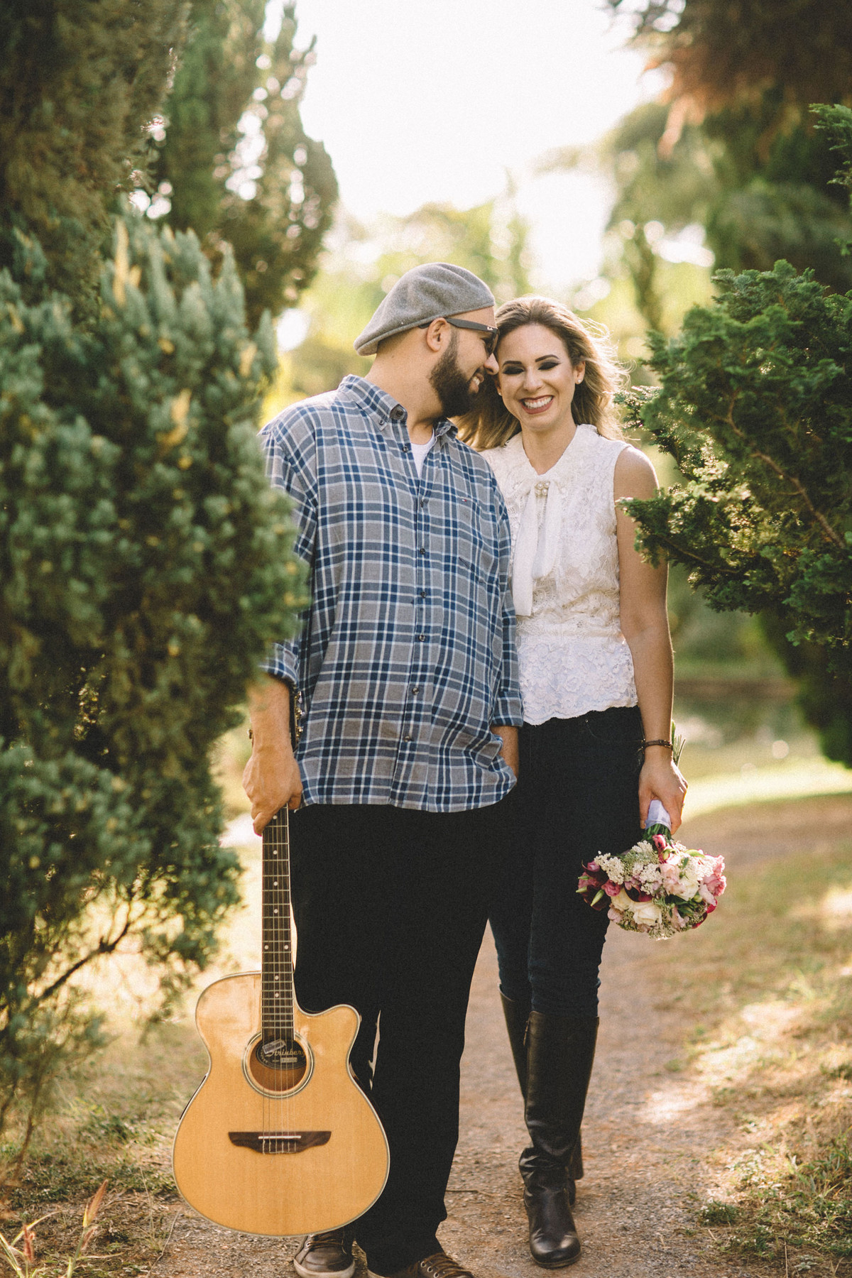ensaio de casal feito no Jardim Botânico de Brasília pelo fotógrafo de casamento Rafael Ohana em Brasília-DF www.rafaelohana.com