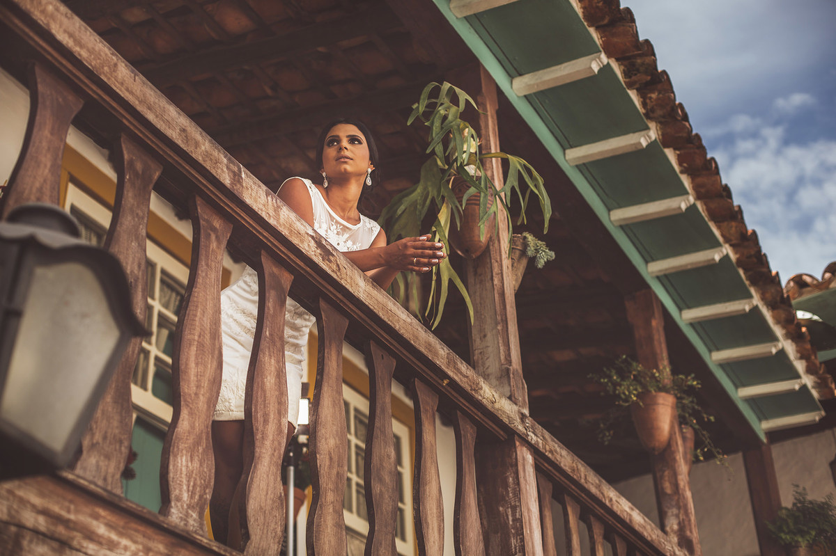 Noiva posando foto feita pelo fotógrafo Rafael Ohana em Paracatu-M
