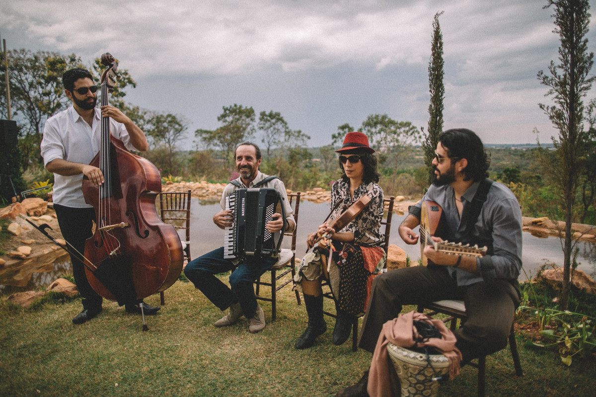Banda de música cigana tocando em casamento no Villa Giardini em Brasilia-DF