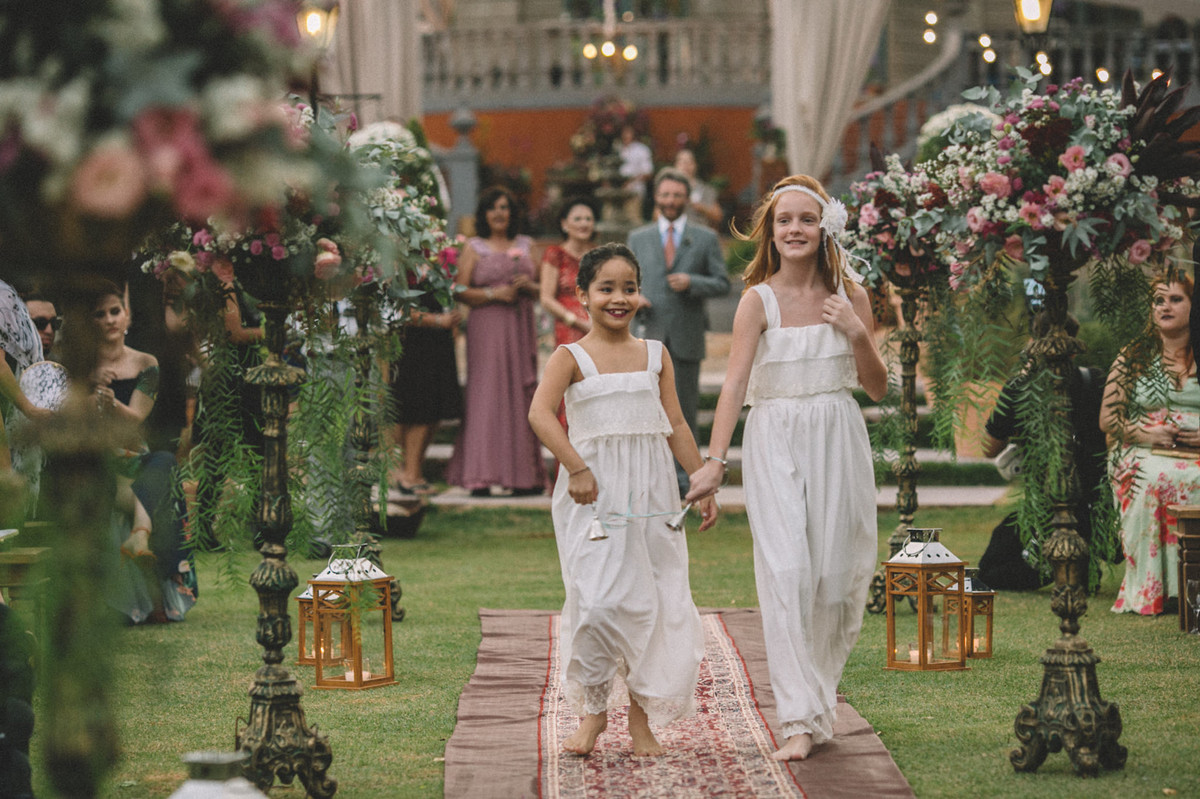 Daminhas no casamento da Luciana e do Erick no Villa Giardini em Brasília-DF