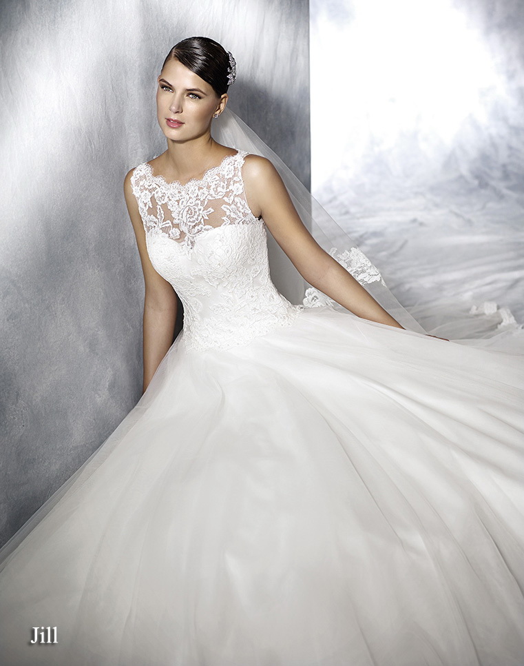 Coleção 2016 - White One by Pronovias - Joinville/SC Coleção 2016 - White One by Pronovias - Joinville/SC