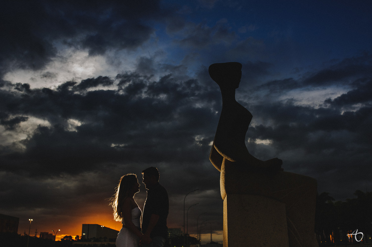 Ensaio de aniversario de Brasilia, Ensaio pre-wedding em Brasilia, Alysson Oliveira fotografo em Brasilia, Maria e Douglas, Brasilia DF, ensaio em arquitetura de Brasilia
