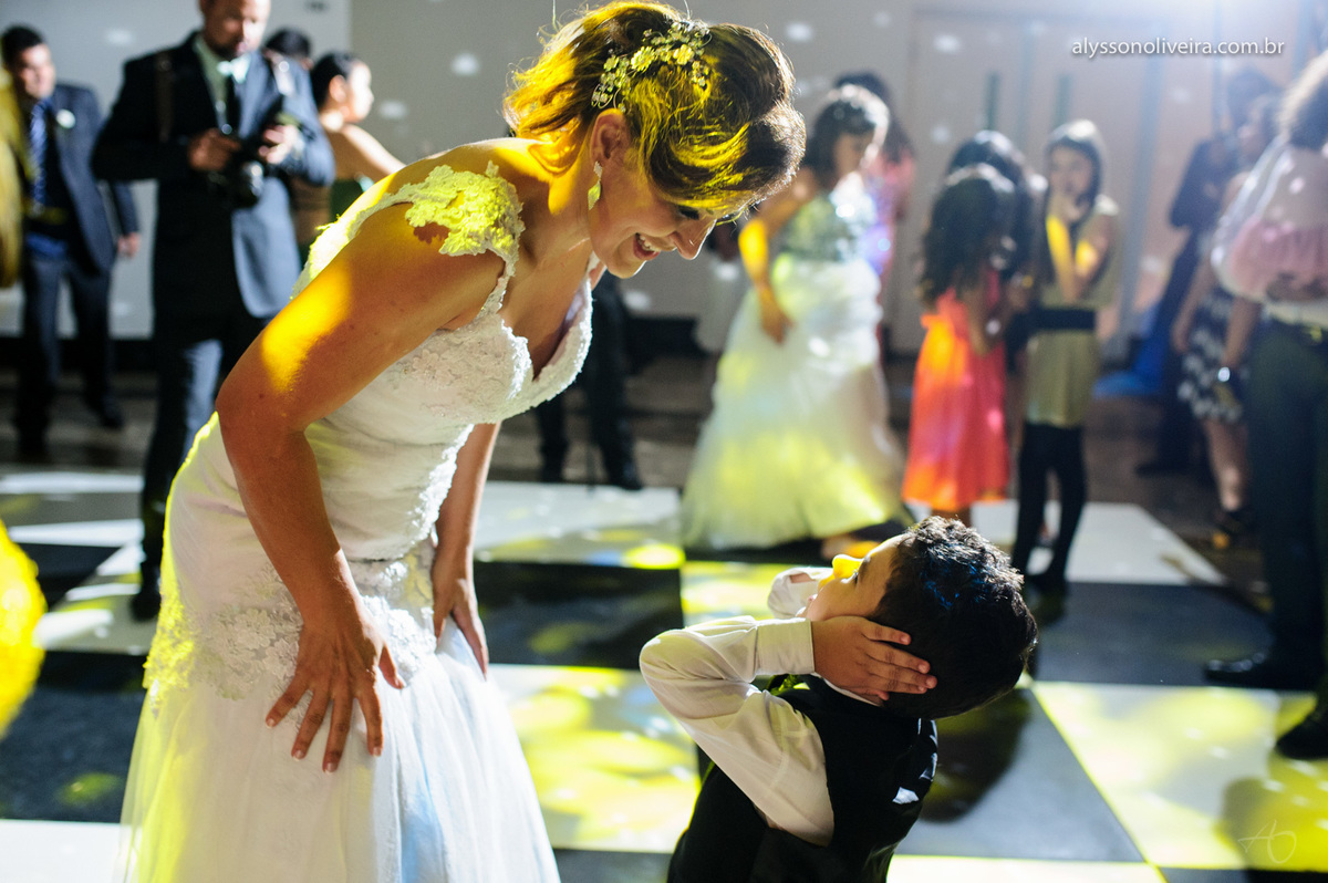 Alysson Oliveira fotografo de casamento no Brasil, Fotografo de Casamento em Uberlandia, Fotografia de Casamento, Casamento, Karine e Cleider, Making off de Casamento, Roupão de Noiva, Capela do marista, Casamento na Capela do Marista Uberaba, JEDU