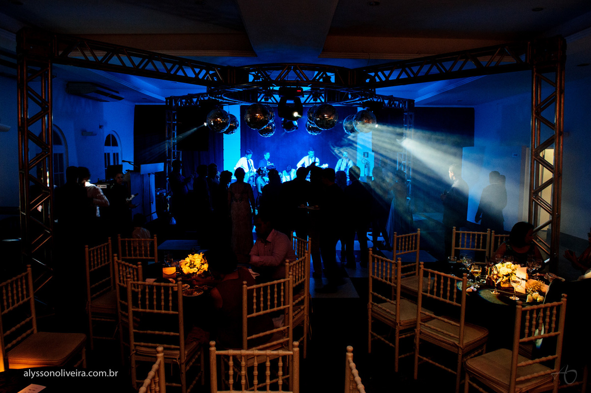 Alysson Oliveira fotografo de casamento no Brasil, Fotografo de Casamento em Uberlandia, Fotografia de Casamento, Casamento, Karine e Cleider,iluminacao Cenografica, Making off de Casamento, Roupão de Noiva, Capela do marista, Casamento na Capela d