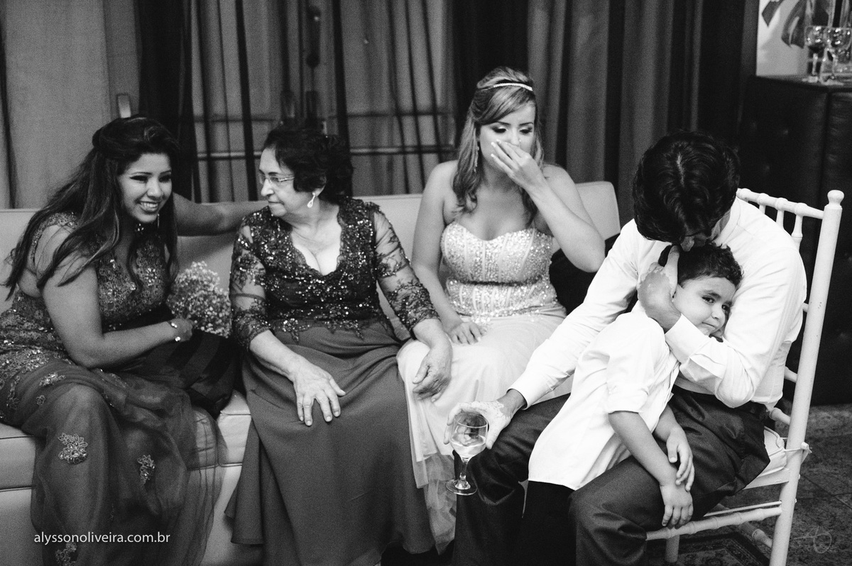 Alysson Oliveira fotografo de casamento no Brasil, Fotografo de Casamento em Uberlandia, Fotografia de Casamento, Casamento, Karine e Cleider, Making off de Casamento, Roupão de Noiva, Capela do marista, Casamento na Capela do Marista Uberaba, JEDU