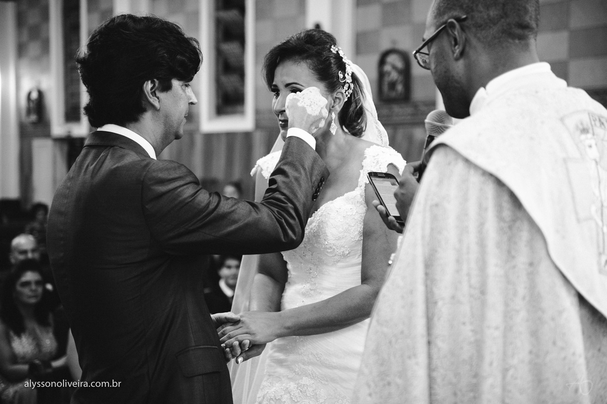 Alysson Oliveira fotografo de casamento no Brasil, Fotografo de Casamento em Uberlandia, Fotografia de Casamento, Casamento, Karine e Cleider, Making off de Casamento, Roupão de Noiva, Capela do marista, Casamento na Capela do Marista Uberaba
