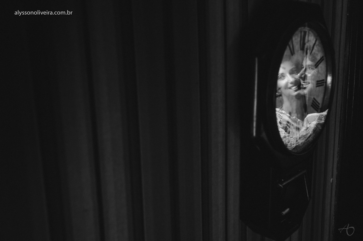 reflexo no relogio, Alysson Oliveira Fotografo de Casamento, Fotografo de Casamento no Brasil, Fotografo de Casamento Uberlândia, Alysson Oliveira Fotografo de pre wedding, Fotografia de pré wedding em Rifaina, Fotografo em Rifaina SP, Fotogr