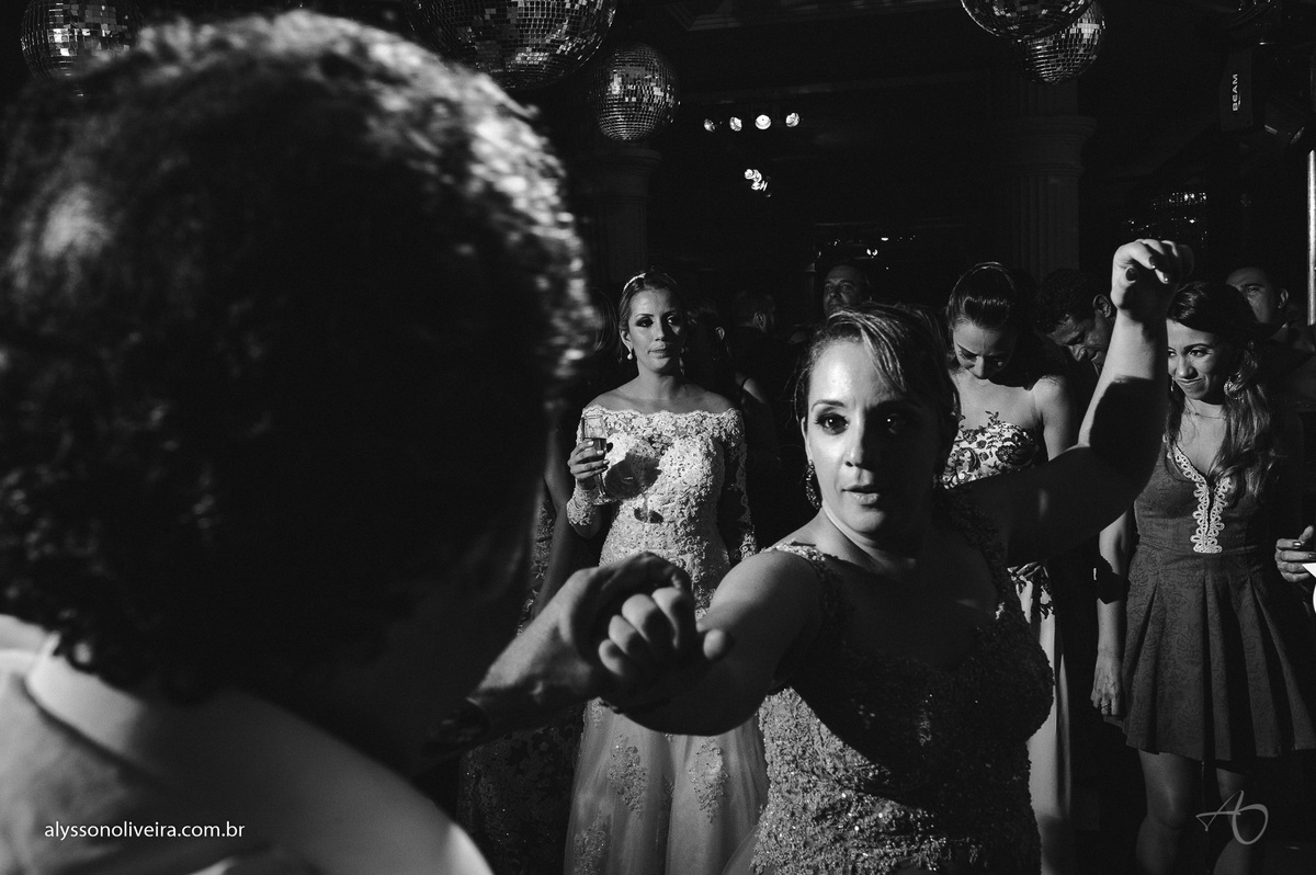Alysson Oliveira Fotografo de Casamento, Alysson Oliveira Fotografia, trash the dress, Trash the dress Brasil, Fotografo Premiado, Wedding, Casamento, Casamento em Minas Gerais, Fotografo de Casamento em Uberlandia, Fotografo de Casamento em Uberaba, Foto