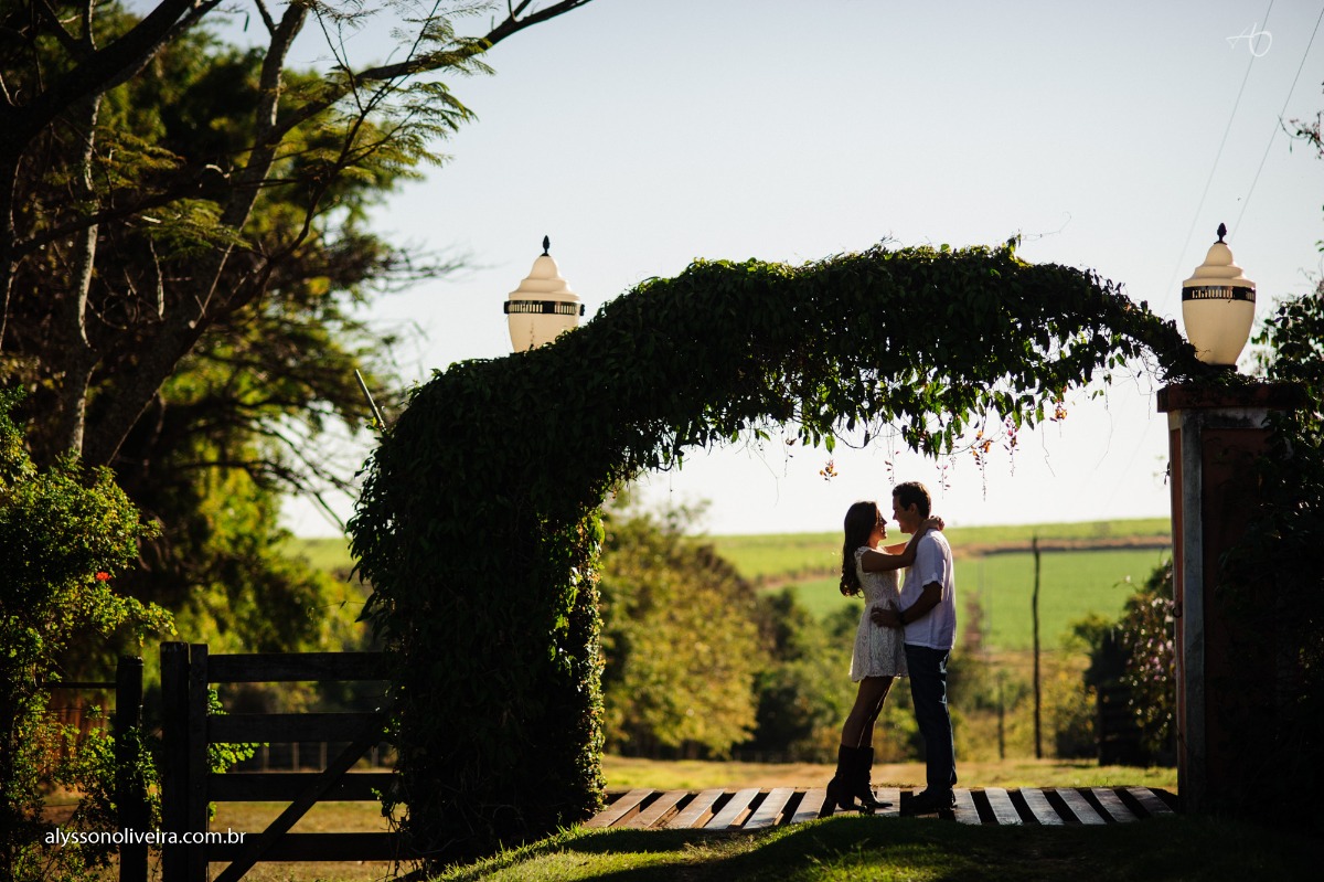 Pré Wedding Camila e Igor, Pré Wedding em Uberaba, Pré Wedding na Fazenda, Alysson Oliveira Fotografo de Casamento no Brasil, Pre Wedding criativo, Pré Wedding Romantico, Pre wedding Alegre, Pre wedding Retro, Casamento Camila