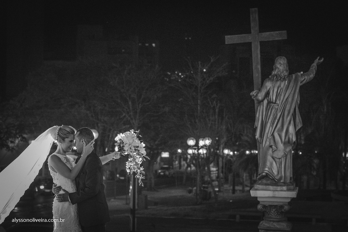 Alysson Oliveira Fotografo de Casamentos, Alysson Oliveira, Inspiration, Fotografo, fotos criativas, Casamento de Josiane e Carlos Eduardo, Cerimonia de casamento, Catedral metropolitana de Uberaba, ensaio de noivos