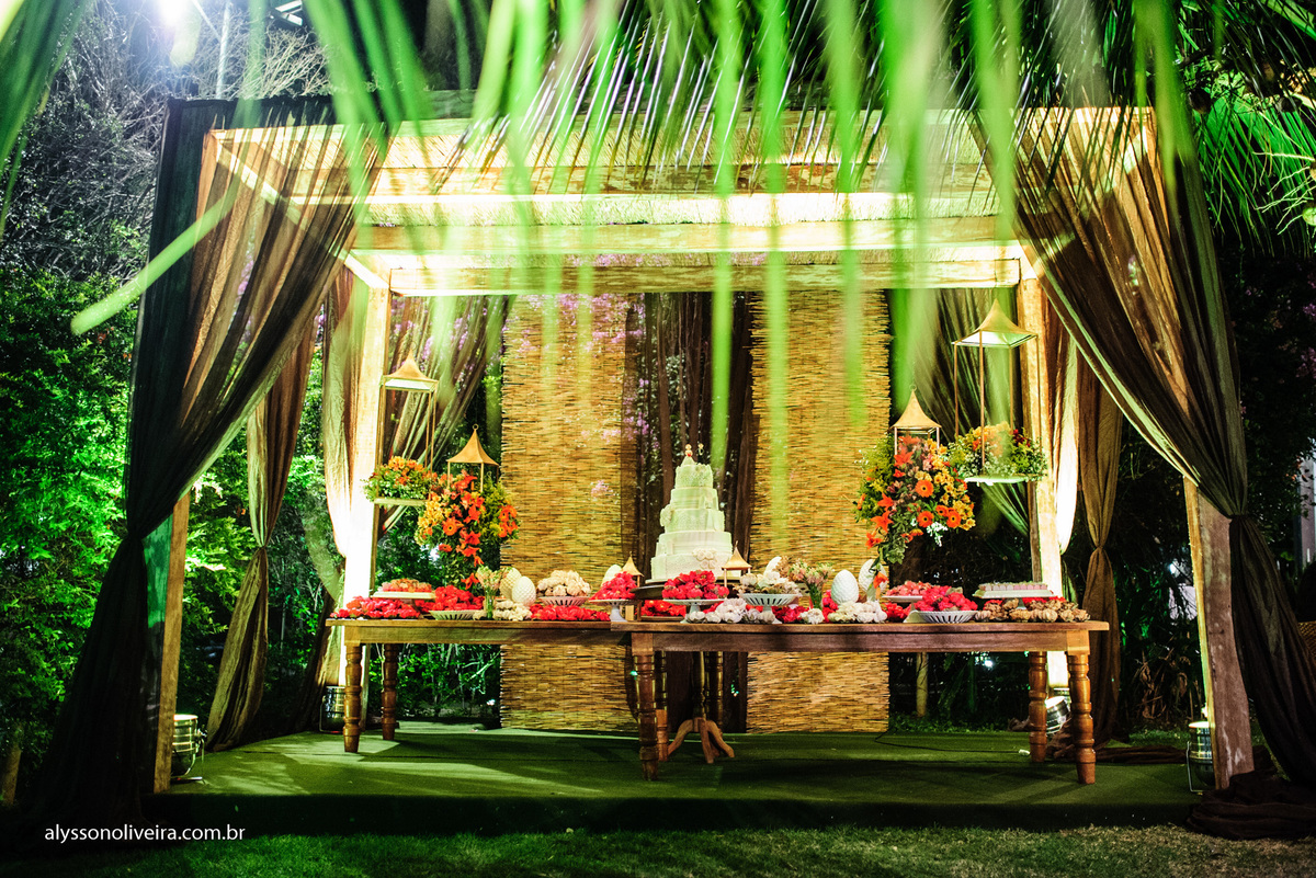 Alysson Oliveira Fotografo de Casamentos, Alysson Oliveira, Inspiration, Fotografo, fotos criativas, Casamento de Josiane e Carlos Eduardo, Cerimonia de casamento, Catedral metropolitana de Uberaba, ensaio de noivos, Dia D eventos, Bolo de Casamento, Elia