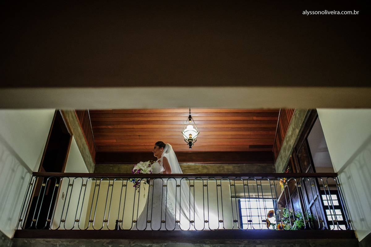 Alysson Oliveira Fotografo de Casamentos, Alysson Oliveira, Inspiration, Fotografo, fotos criativas, Casamento de Josiane e Carlos Eduardo, make de noiva, vestido de noivo moderno, Andre Biage, Roupão de noiva, noiva linda