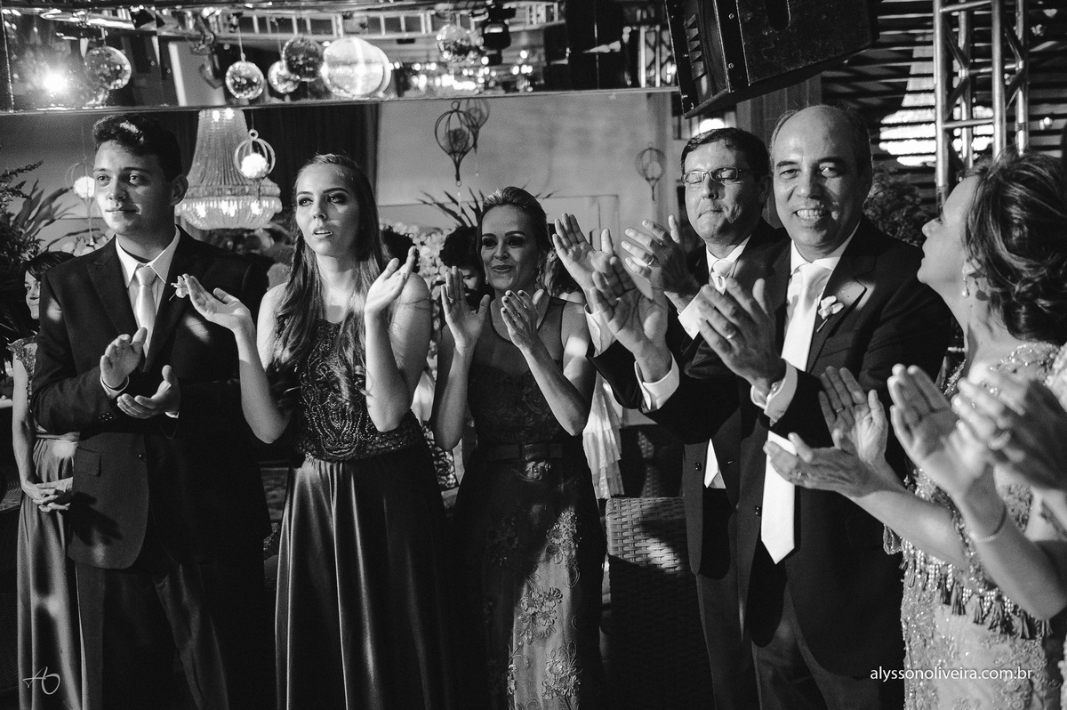 Alysson Oliveira Fotografo de Casamento no Brasil, Fotografo de Casamento, Fotografo de Casamento no triangulo mineiro, Vestido de noiva, making off da noiva, Making Off do Noivo, Make criativa, Terço de Noiva, Véu de noiva, Make de noiva ,