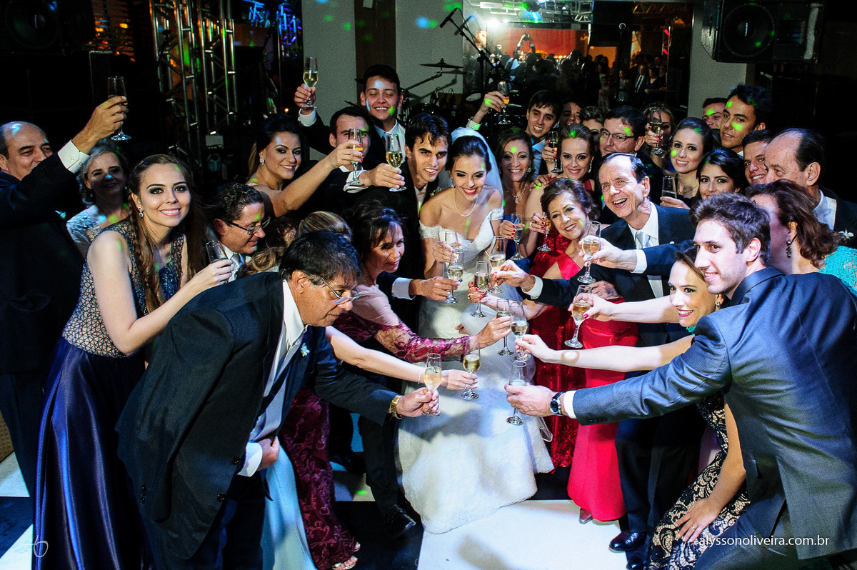 Alysson Oliveira Fotografo de Casamento no Brasil, Fotografo de Casamento, Fotografo de Casamento no triangulo mineiro, Vestido de noiva, making off da noiva, Making Off do Noivo, Make criativa, Terço de Noiva, Véu de noiva, Make de noiva ,