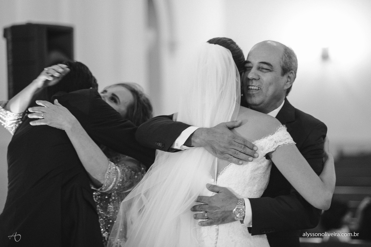 Alysson Oliveira Fotografo de Casamento no Brasil, Fotografo de Casamento, Fotografo de Casamento no triangulo mineiro, Vestido de noiva, making off da noiva, Making Off do Noivo, Make criativa, Terço de Noiva, Véu de noiva, Make de noiva ,