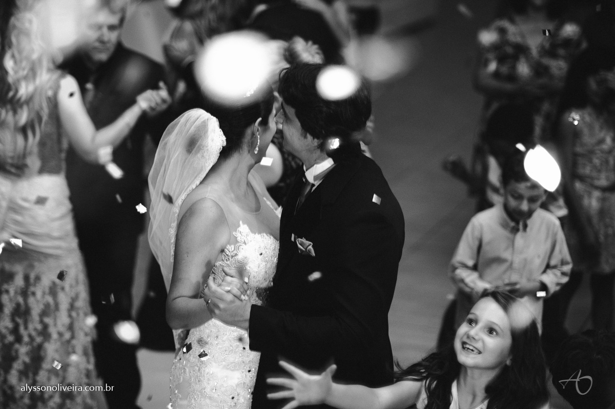 Alysson Oliveira Fotografo de Casamento no Brasil, Fotografo de Casamento, Fotografo de Casamento no triangulo mineiro, Fotografo de Casamento Em Uberaba, Aliança de Casamento, Buque de noiva, buque de daminha, Casamento Graziela e Nino, Alysson Ol