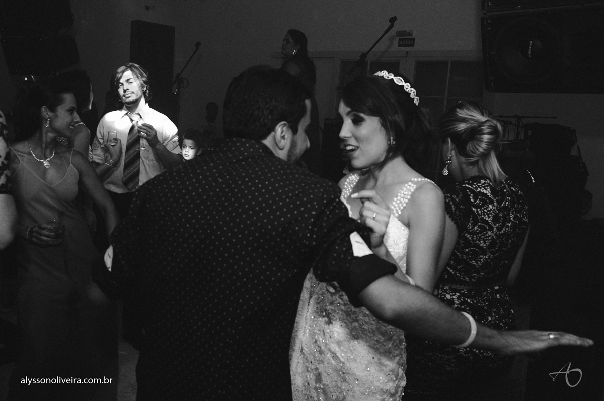 Vestido de Casamento, Making off da noiva, Alysson Oliveira Fotografo de Casamento no Brasil, Fotografo de Casamento, Fotografo de Casamento no triangulo mineiro, Fotografo de Casamento Em Uberaba, Sapato de Noiva, Casamento Rhaiza e Marcelo, Making off d