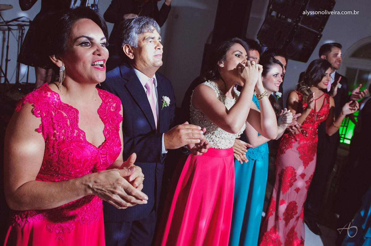 Vestido de Casamento, Making off da noiva, Alysson Oliveira Fotografo de Casamento no Brasil, Fotografo de Casamento, Fotografo de Casamento no triangulo mineiro, Fotografo de Casamento Em Uberaba, Sapato de Noiva, Casamento Rhaiza e Marcelo, Making off d