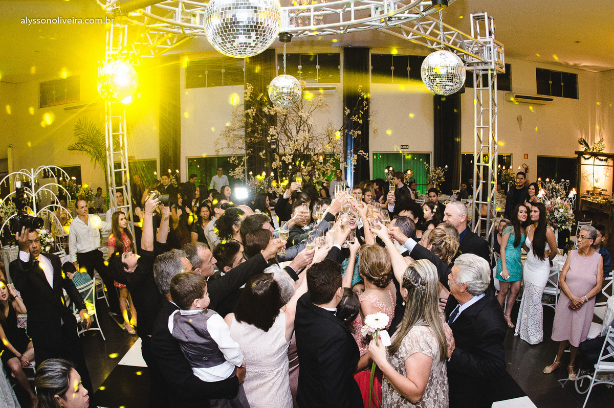Alysson Oliveira Fotografo de Casamento no Brasil, Fotografo de 15 anos, Fotografo de Casamento no triangulo mineiro, Fotografo de Casamento Em Uberaba, Alysson Oliveira Fotografo de Debutante, Book, Aniversario de 15 anos Maria Eliza, Markkus Lorenzo, ma