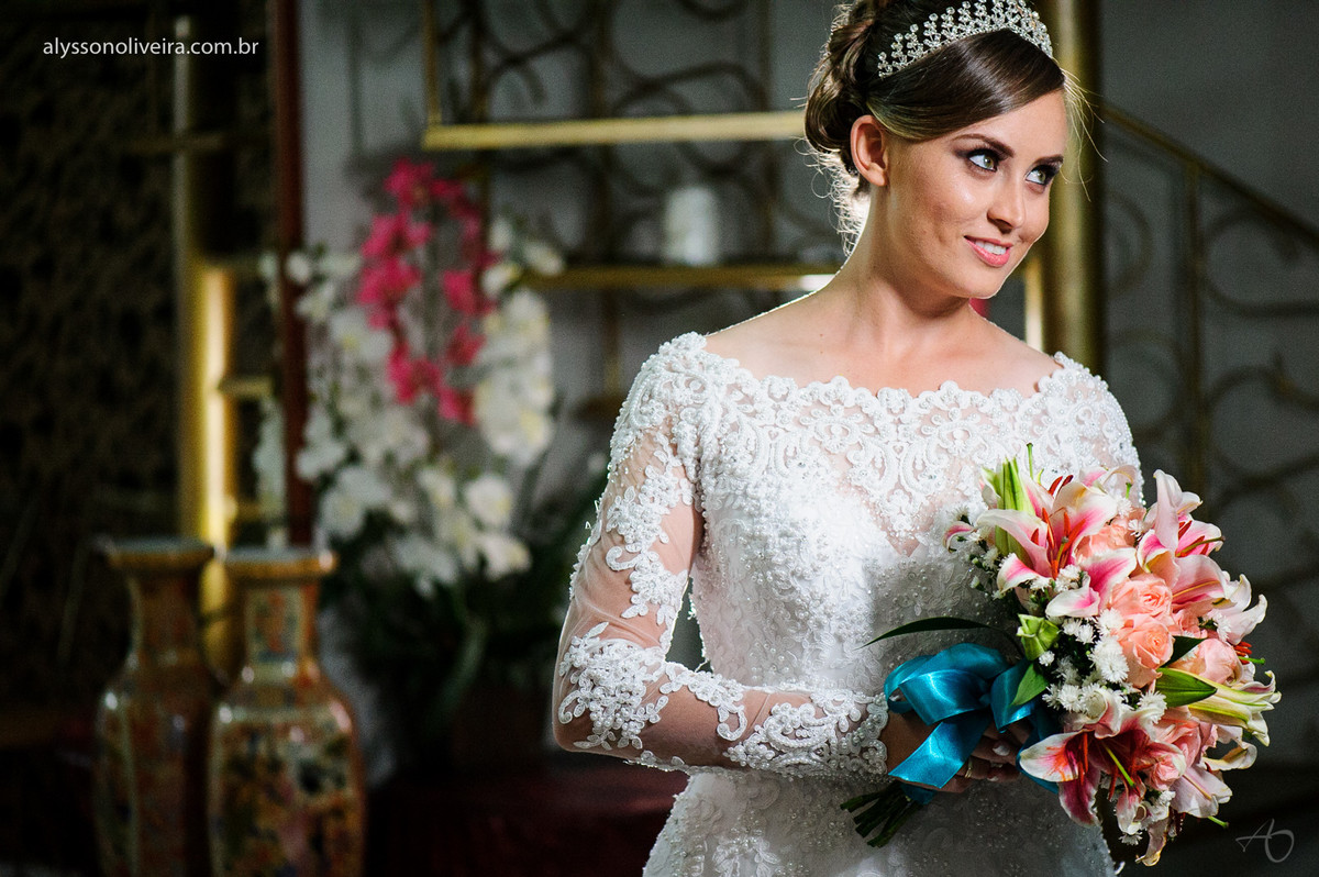 Casamento Stanley e Leticia, Fotografo em Abadia dos Dourados, Fotografo em coromandel, Alysson Oliveira Fotografo em Abadia dos Dourados, buque de noiva