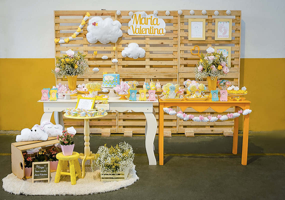 Mesa Decorada Chá Bebê nuvenzinha menina