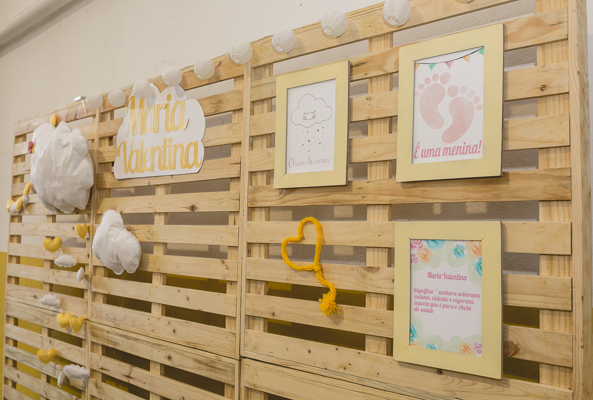 Painel madeira chá de bebê