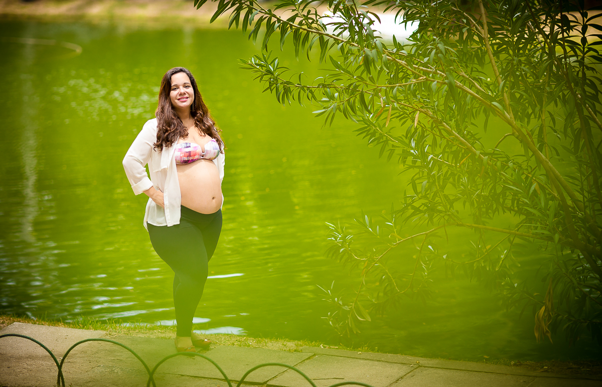 A gestante e o lago