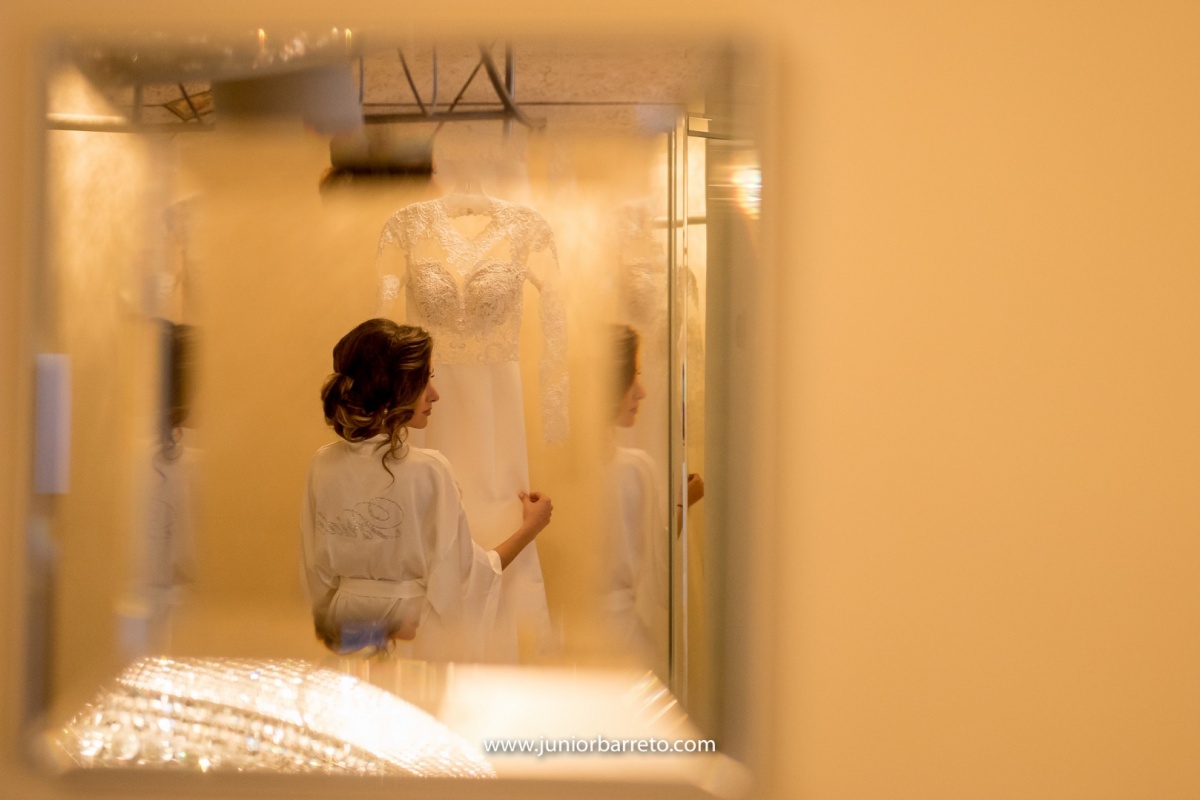 The Ancient Spanish Monastery, casamento em miami, wedding in miami, destination wedding, Bride, dress