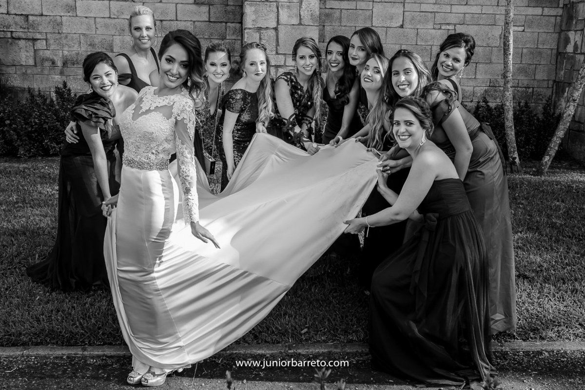 The Ancient Spanish Monastery, casamento em miami, wedding in miami, destination wedding, Bride, dress, dama da honra, daminha, sapato da noiva, sandalia da noiva, irmã da noiva, padrinhos do noivo, padrinhos, perfume da noiva, madrinhas da noiva, pai do