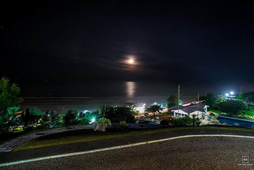 vista laguna tourist hotel