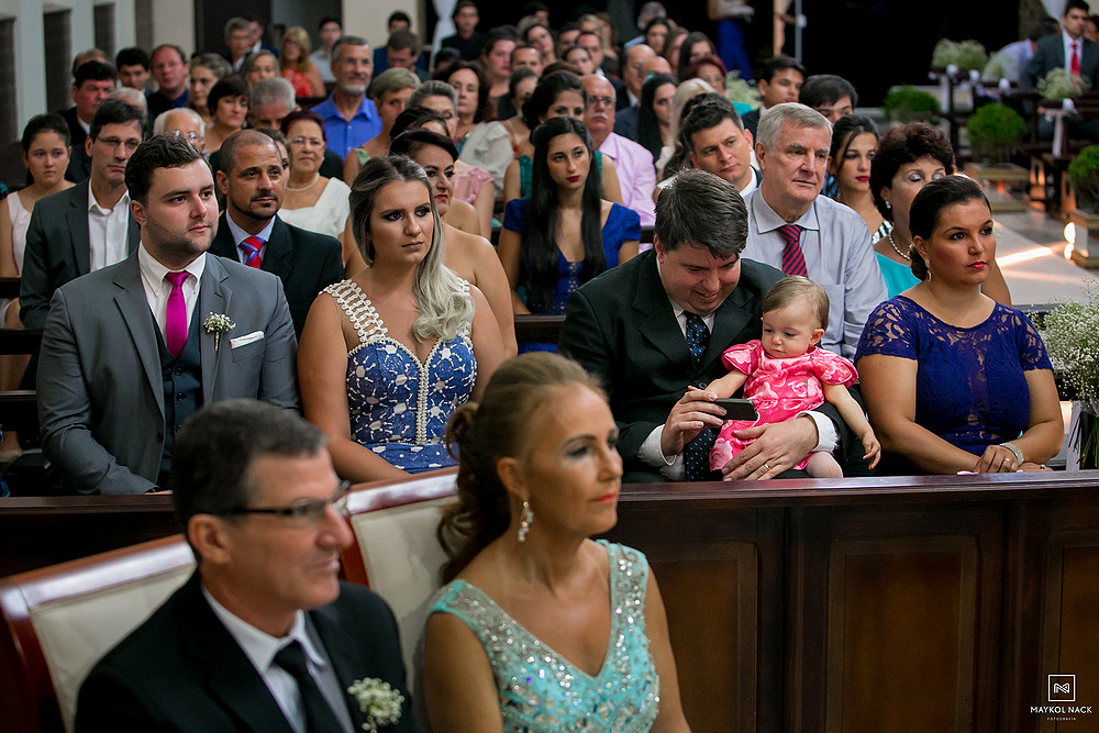 crianças em casamento