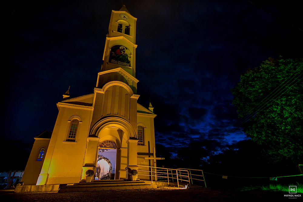 igreja azambuja pedras grandes