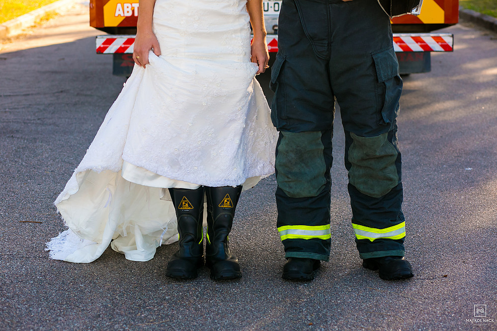 fotos de bombeiros casamento