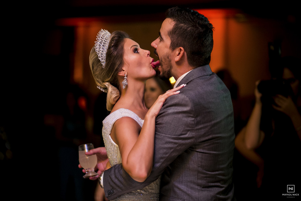 foto de noivos em casamento
