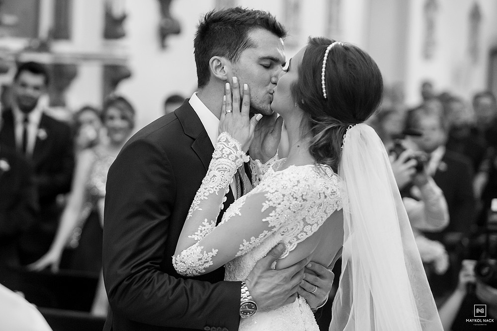 beijo de casados