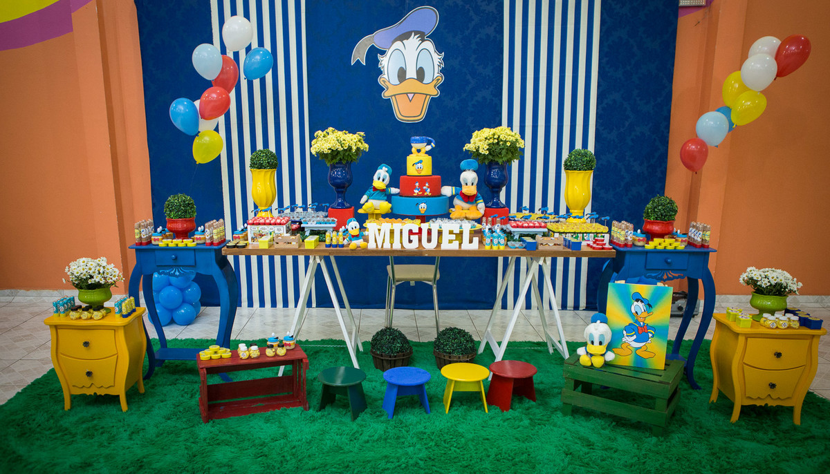 buffet catavento aniversário pato donalds miguel