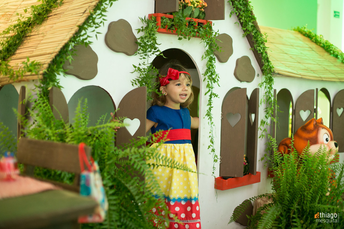 festa aniversário branca de neve trique traque goiania