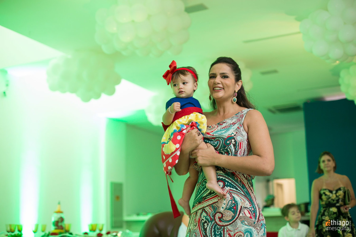 festa aniversário branca de neve trique traque goiania