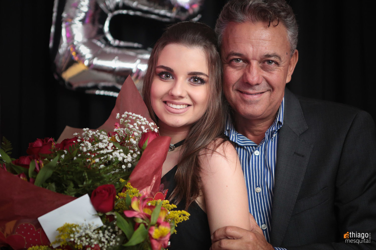 victoria vicky 15 anos