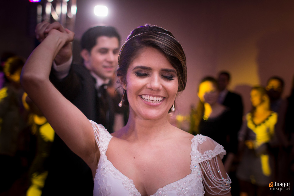 Valsa do casal em Itumbiara - MG - foto de Thiago Mesquita Fotógrafo de casamento
