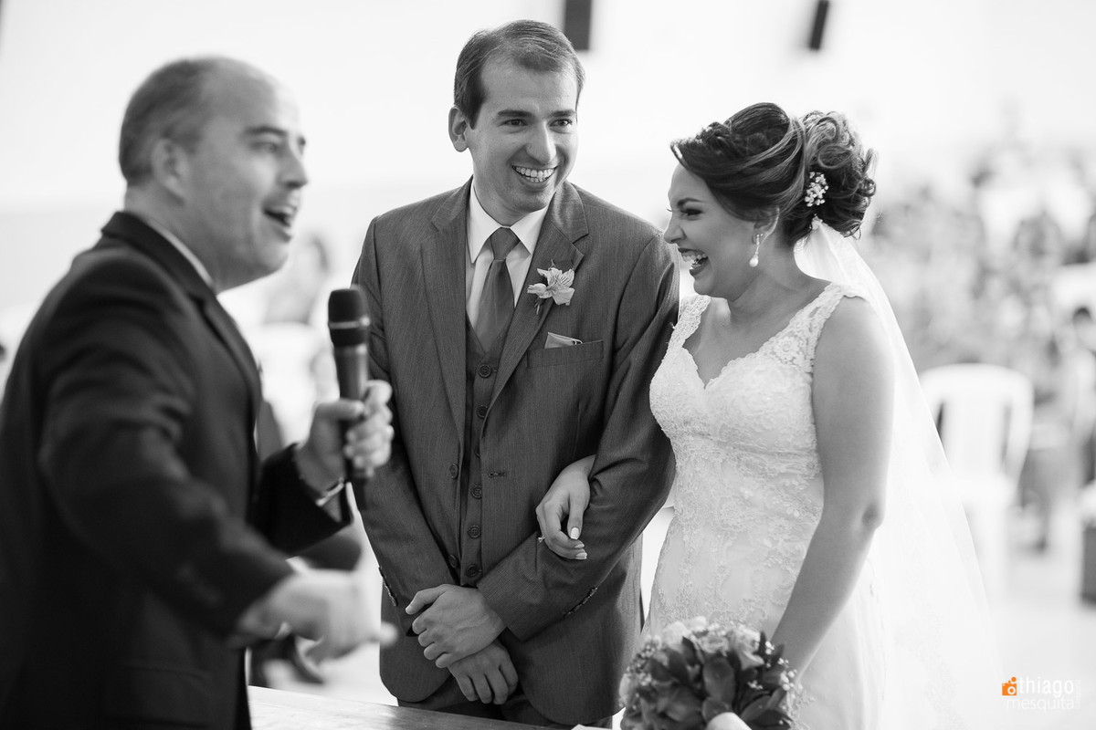 Foto espontânea de Casamento - Por Thiago Mesquita