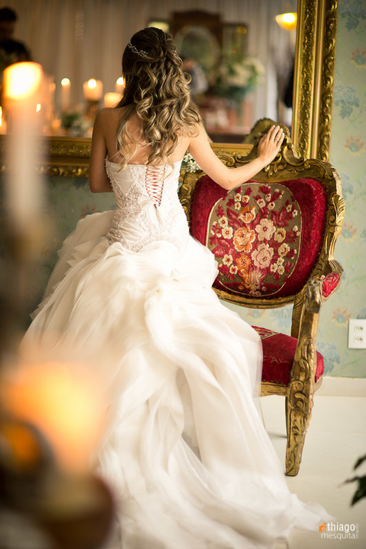 Costas do vestido de noiva Lena Atelie em Uberlandia - MG