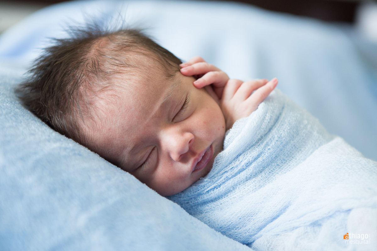 Newborn enroladinho. Adriana Mesquita