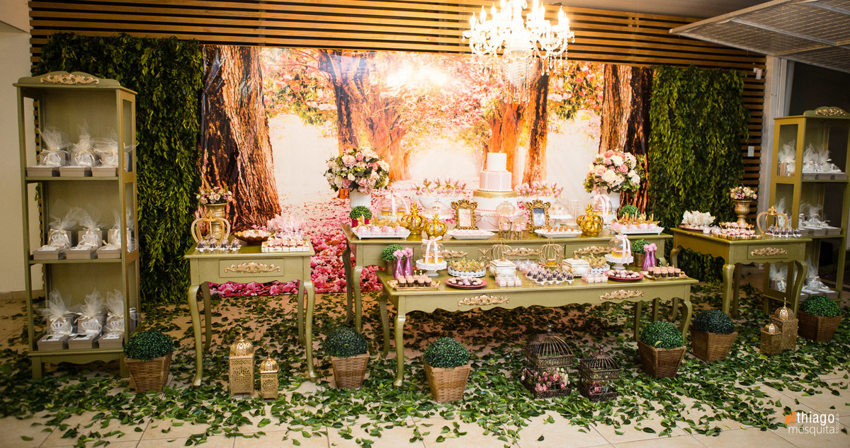 Mesa de Decoração