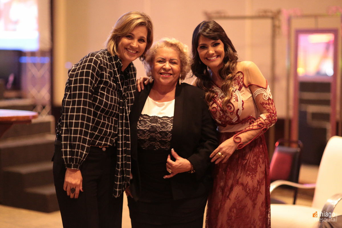 Andréia Magnino, Tânia Tereza Carvalho e Christie Tristão
