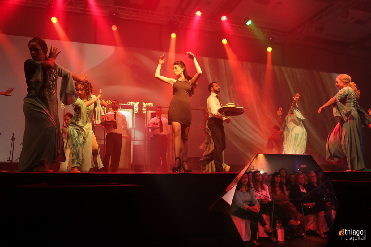 dança e teatro mulheres águias 2016
