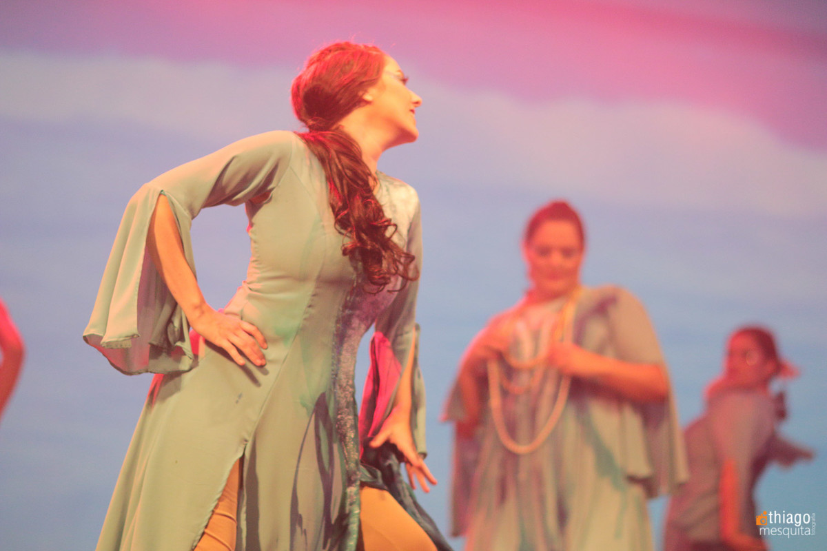 dança e teatro mulheres águias 2016