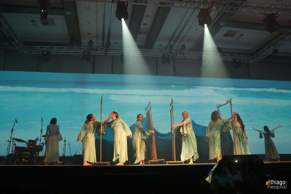 dança e teatro mulheres águias 2016