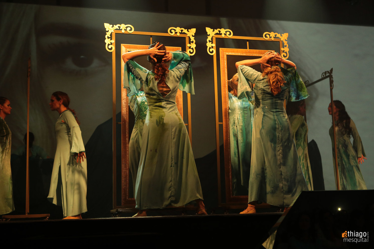 dança e teatro mulheres águias 2016