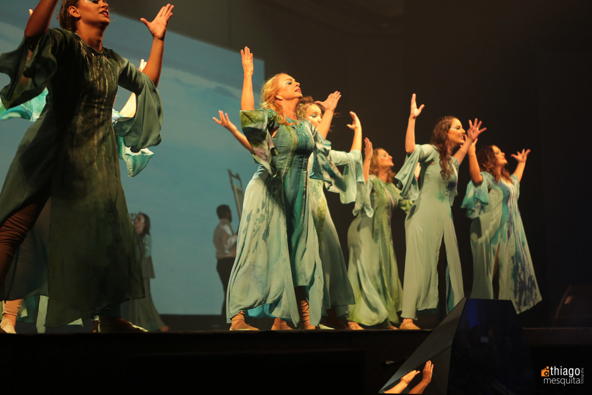 dança e teatro mulheres águias 2016